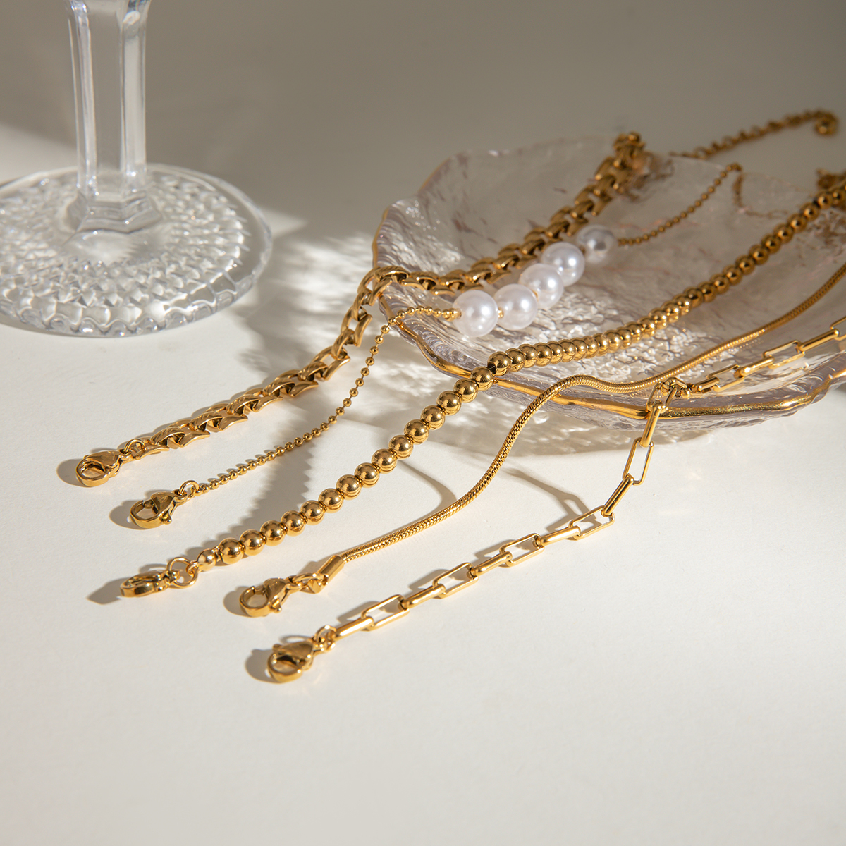 Simple Style Classic Style Solid Color 304 Stainless Steel 18K Gold Plated Cuban Link Chain Curb Chain Ball Chain Twisted Rope Chain Bracelets In Bulk