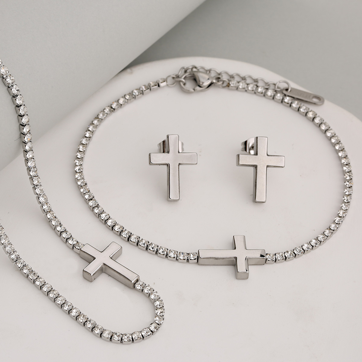 Stainless Steel Full Drill Jewelry Set Cross Circle Heart Shaped Vacuum Plating 18K Gold Dipped Water Diamond Accessories