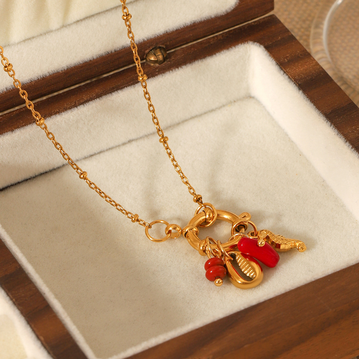 Stainless Steel DIY Jewelry Accessories Horseshoe Crab Shell Pendant Necklace High-End Texture Geometric Animal Style Women's Ocean Element Necklace