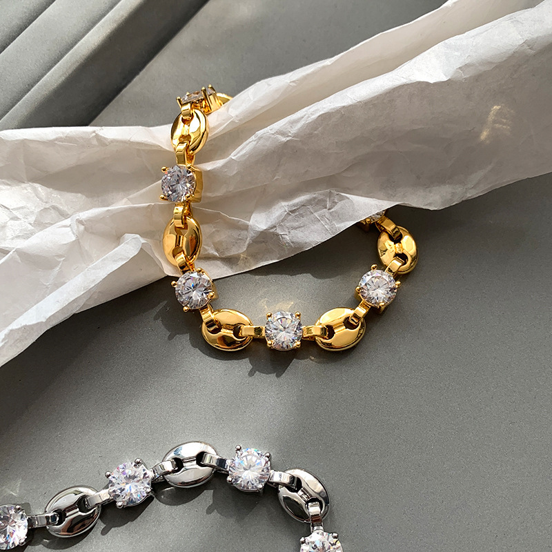Summer Luxury  Zircon Pig Nose Bracelet Women's Elegant Geometric Pattern High-grade Fashion Jewelry