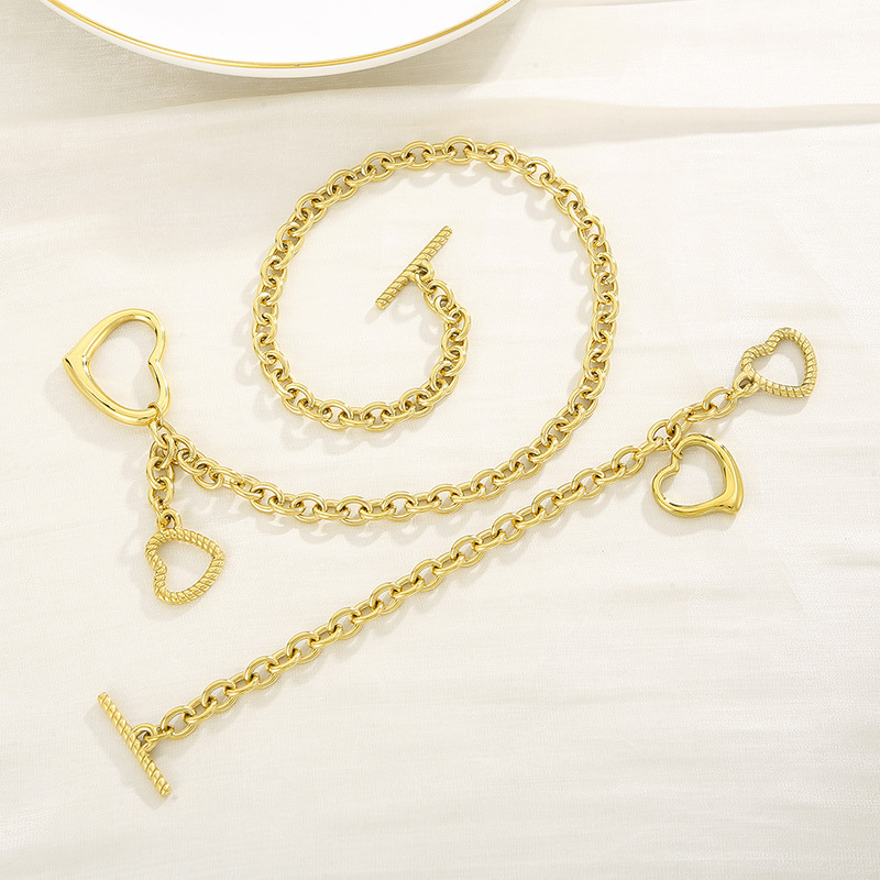 304 Stainless Steel Heart Shape PVD Coated 18K Real Gold Plated Simple Style Classic Style Waterproof Non Tarnish Plating Bracelets Necklace