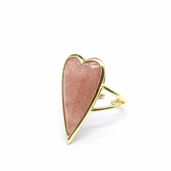 Red Strawberry Quartz (Gold)