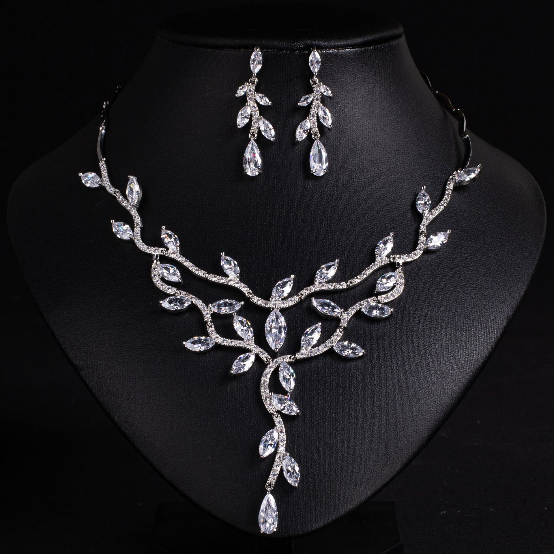 Elegant Bridal Jewelry Set With Zircon Necklace And Tassel Earrings  Style Fashionable Accessories