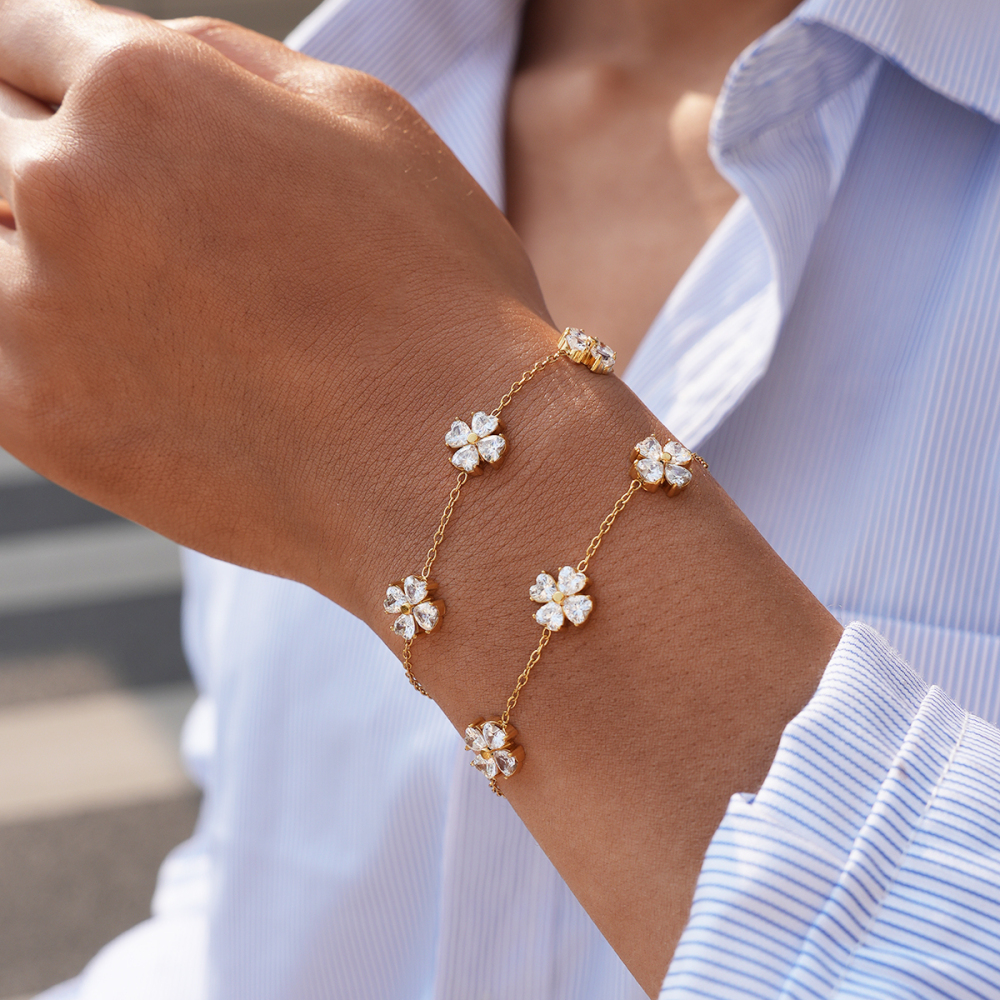 18K Gold Plated 304 Stainless Steel Vacuum Electroplated Zircon Geometric Lucky Clover Four-Leaf Clover Handmade Three-Dimensional Bracelet Jewelry Women's Accessories