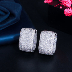 White gold color