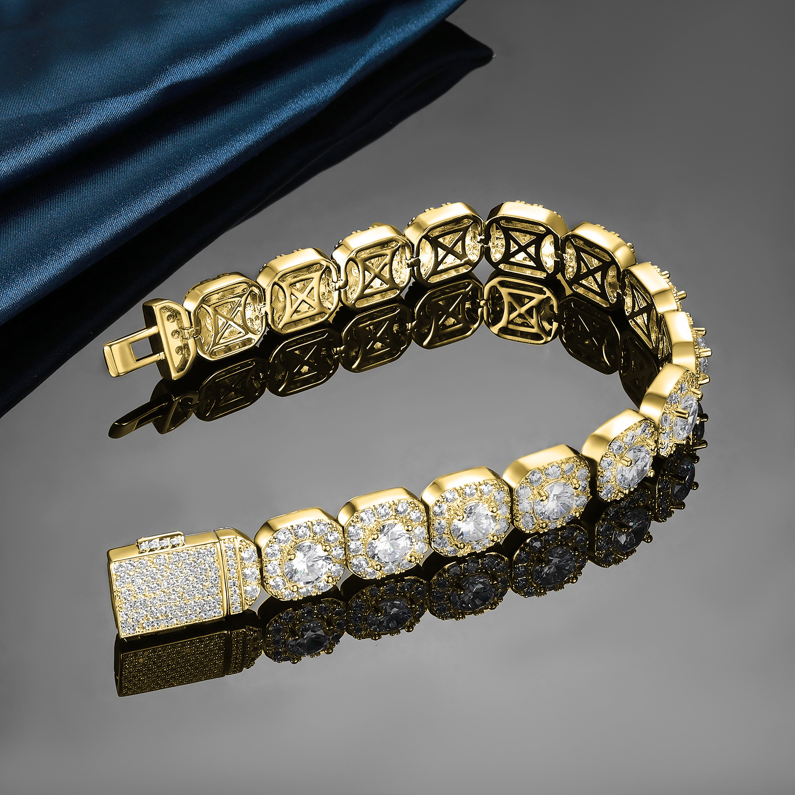 Cuban Bracelet 12mm Wide Rock Sugar Chain Zircon Bracelet Flip Cover Men's Bracelet Trendy Jewelry Tennis Bracelet Accessories