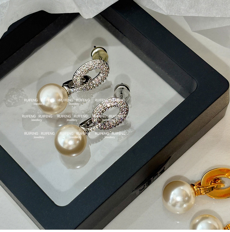 Elegant Classic Style Geometric Imitation Pearl Copper Women's Earrings