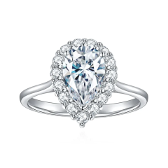 Moissanite Pear-Shaped 6*9 (with Certificate)