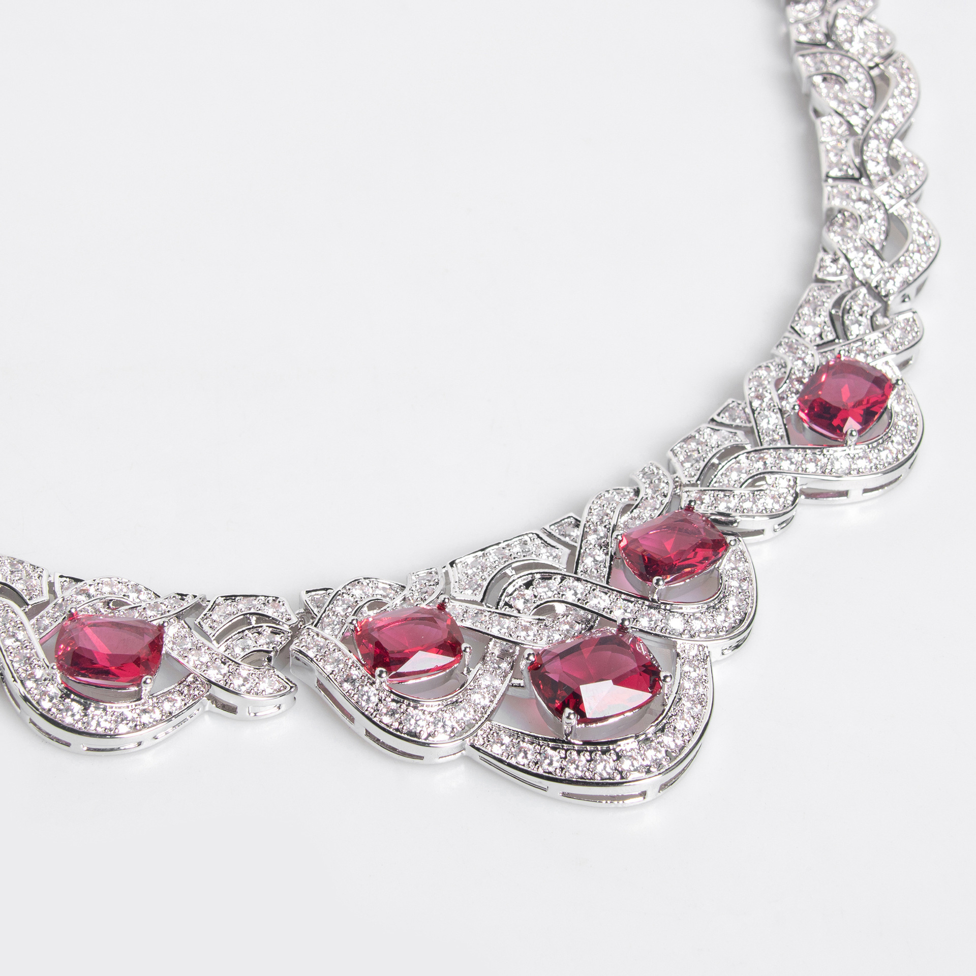 Elegant  Luxury Zirconia Necklace And Earring Set Dress Accessories Fashionable Geometric Design Jewelry