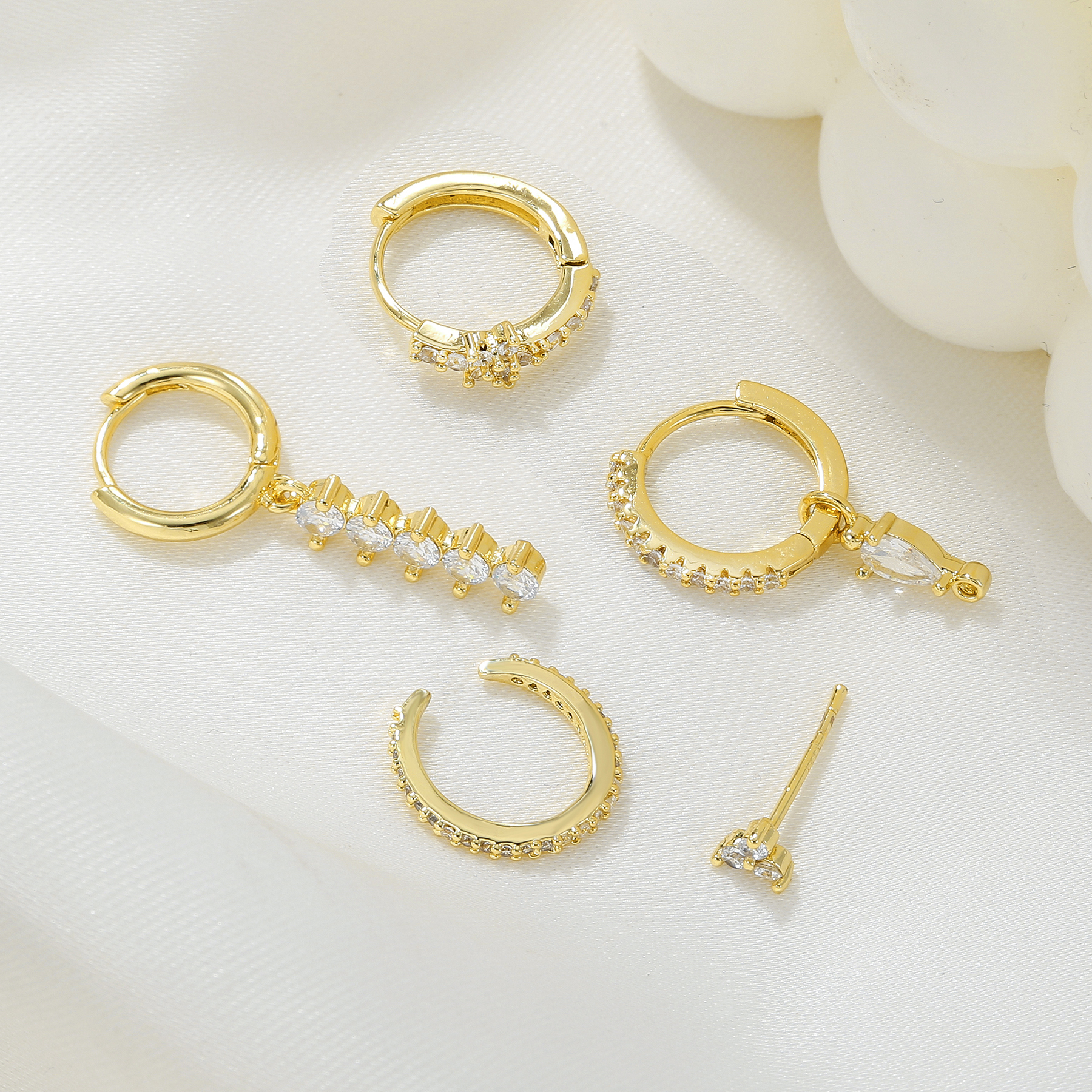 1 Set Sweet Classic Style Geometric Inlay Brass Zircon 18K Gold Plated Drop Earrings Earrings Ear Studs
