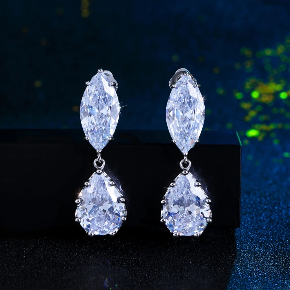 1 Pair Copper Ear Clips Elegant Sparkling Cubic Zirconia Water Drop Shape Non-Pierced Ear Clip Earrings For Women Engagement Wedding Jewelry