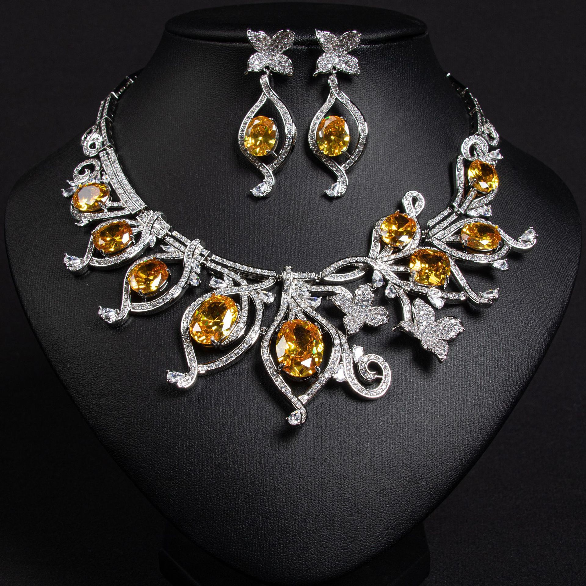 Italian Court Vintage Iris Flower Large Gemstone Petal Necklace Luxury Wedding Dress Accessory Jewelry Set For Women
