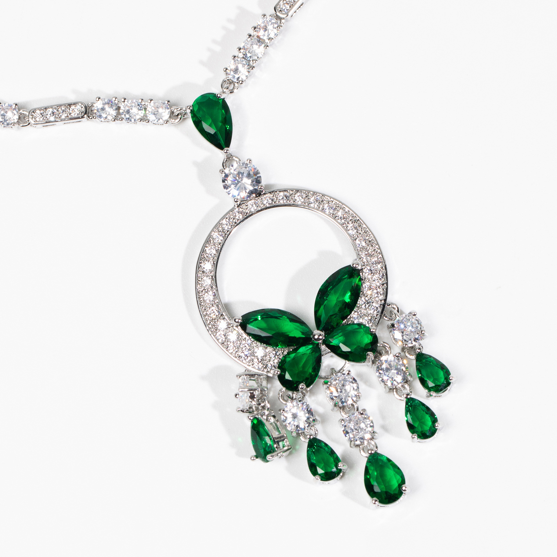 Women's Versatile Zircon Tassel Necklace High-End Jewelry Lightweight Luxury Geometric Pattern Simple Style Butterfly Knot