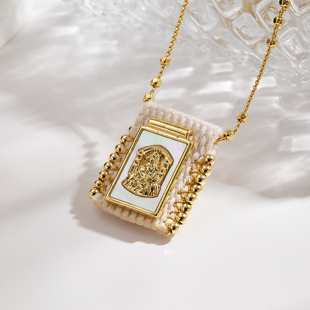 Hot-Selling New Copper Water Plated Imitation Gold Shell Virgin Mary Character Necklace