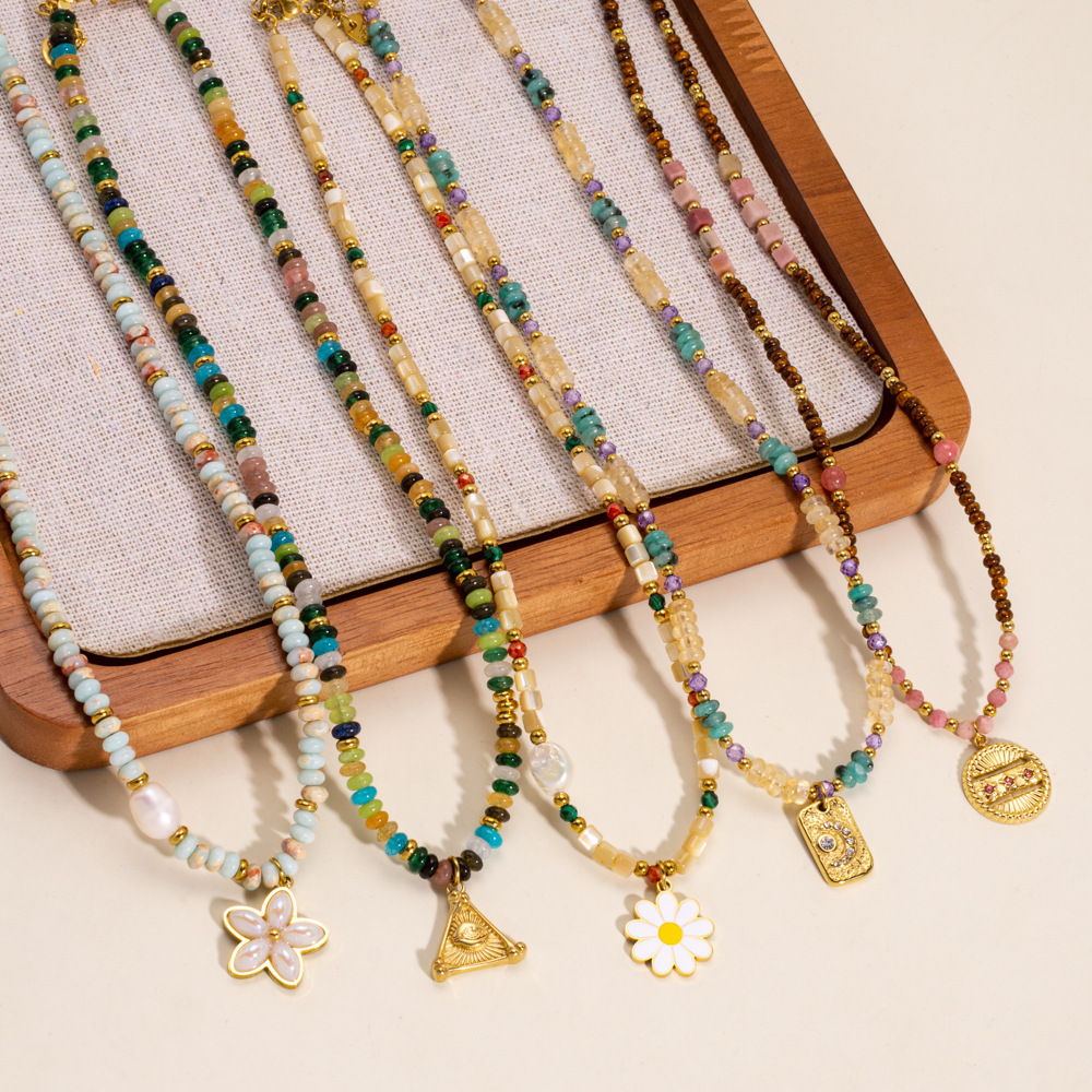 European And American New Style Light Luxury Fashion Natural Stone Beaded Necklace 304 Stainless Steel Clavicle Chain Vacuum Electroplating 14K Real Gold Plated Pendant Necklace Fresh Small Niche Retro Style