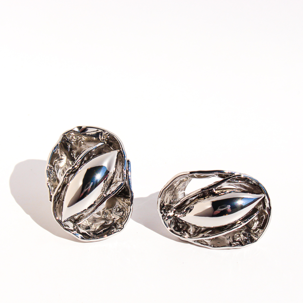 Handmade Wrinkled Hammered Pattern Bud Seed Exaggerated Earrings Unique Oval Personality Stud Earrings Women's Fashion Jewelry 1076