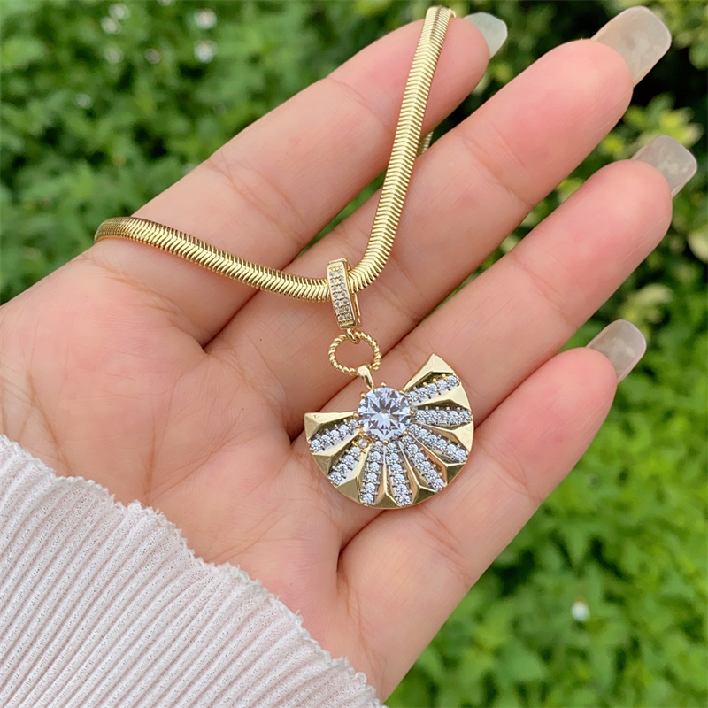 Wholesale Jewelry Simple Style Classic Style Geometric Copper Zircon 18K Gold Plated Inlay Snake Chain Pendant Necklace