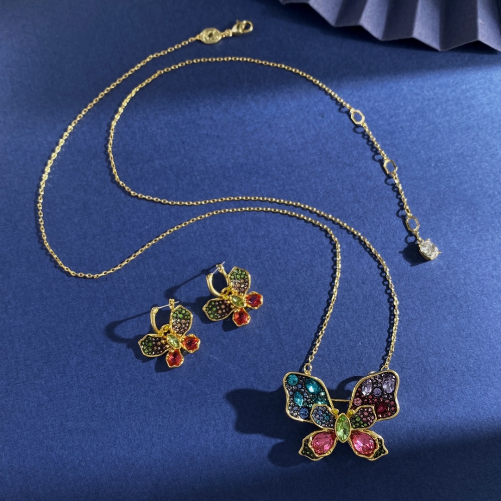 New Idyllia Floral Necklace Women Pendant Necklace Earrings High-End Simulated Crystal Gifts Elegant Fashion Jewelry Accessories