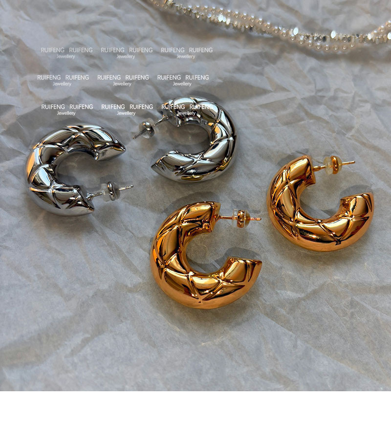 Golden Rhombus Pattern Earrings Women's Fashion Elegant Unique High-End Feelings Rose Story Geometric Design Copper Jewelry