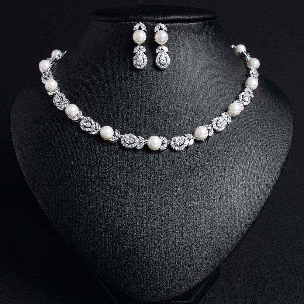 New Style Wedding Luxury Pearl Necklace Earring Set Full Of Diamonds AAA Zirconia Stone Banquet Elegant Accessories Bridal Jewelry