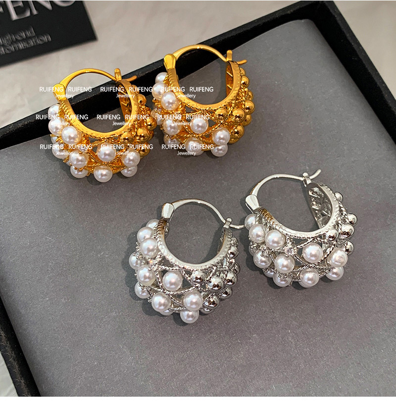 Geometric Imitation Pearl Copper Classic Style Earrings