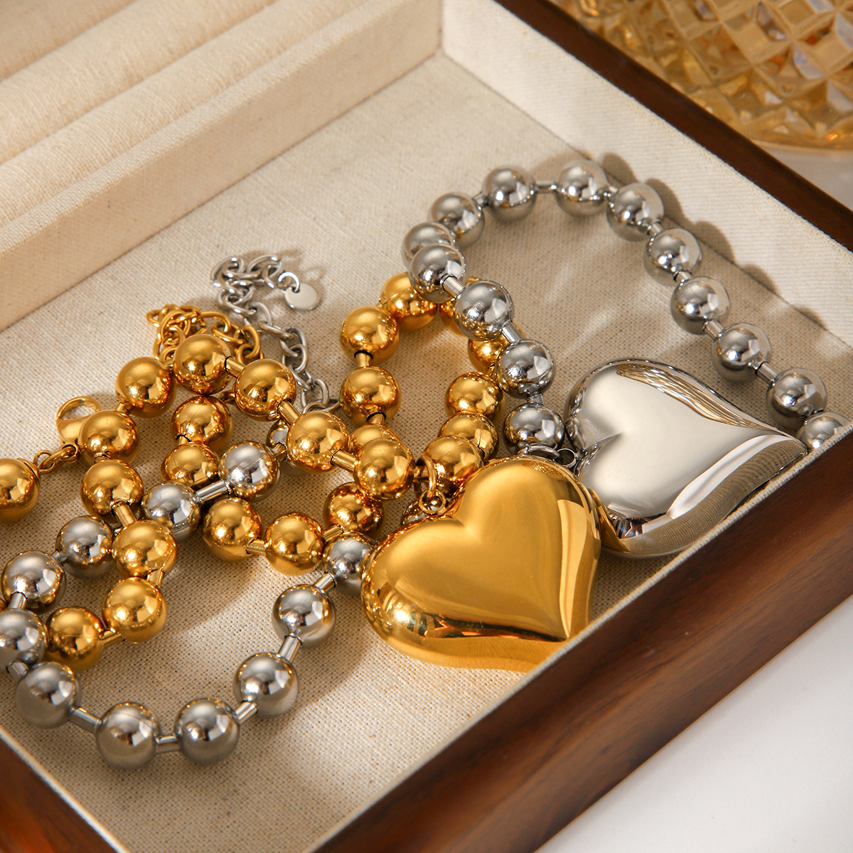 304 Stainless Steel Heart Shape PVD Coated 18K Real Gold Plated Classic Style IG Style Waterproof Non Tarnish Ball Chain Gold Pendant Necklace