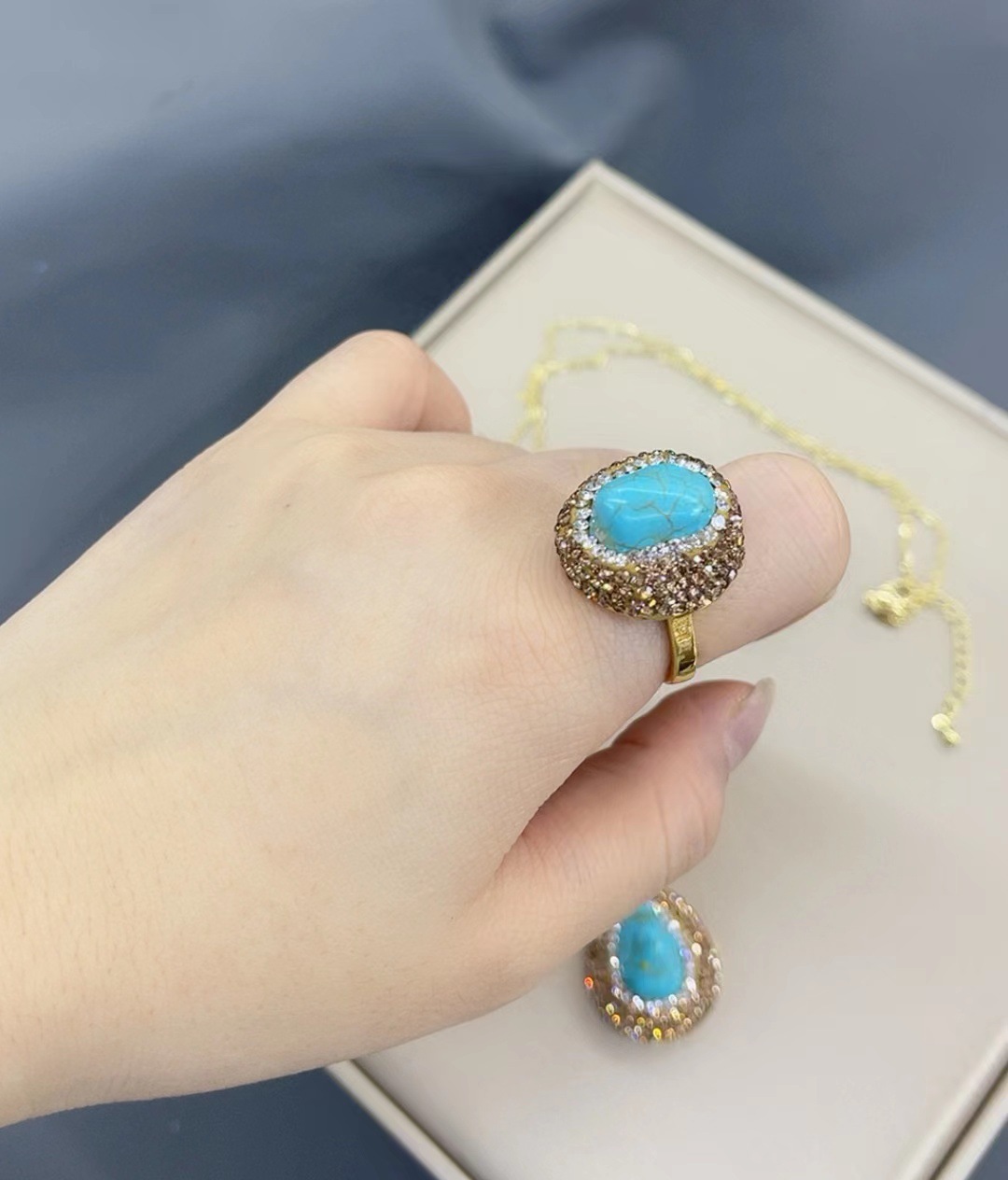 New Natural Turquoise Set  Style Vintage Necklace Earrings Ring Bracelet Jewelry Accessories