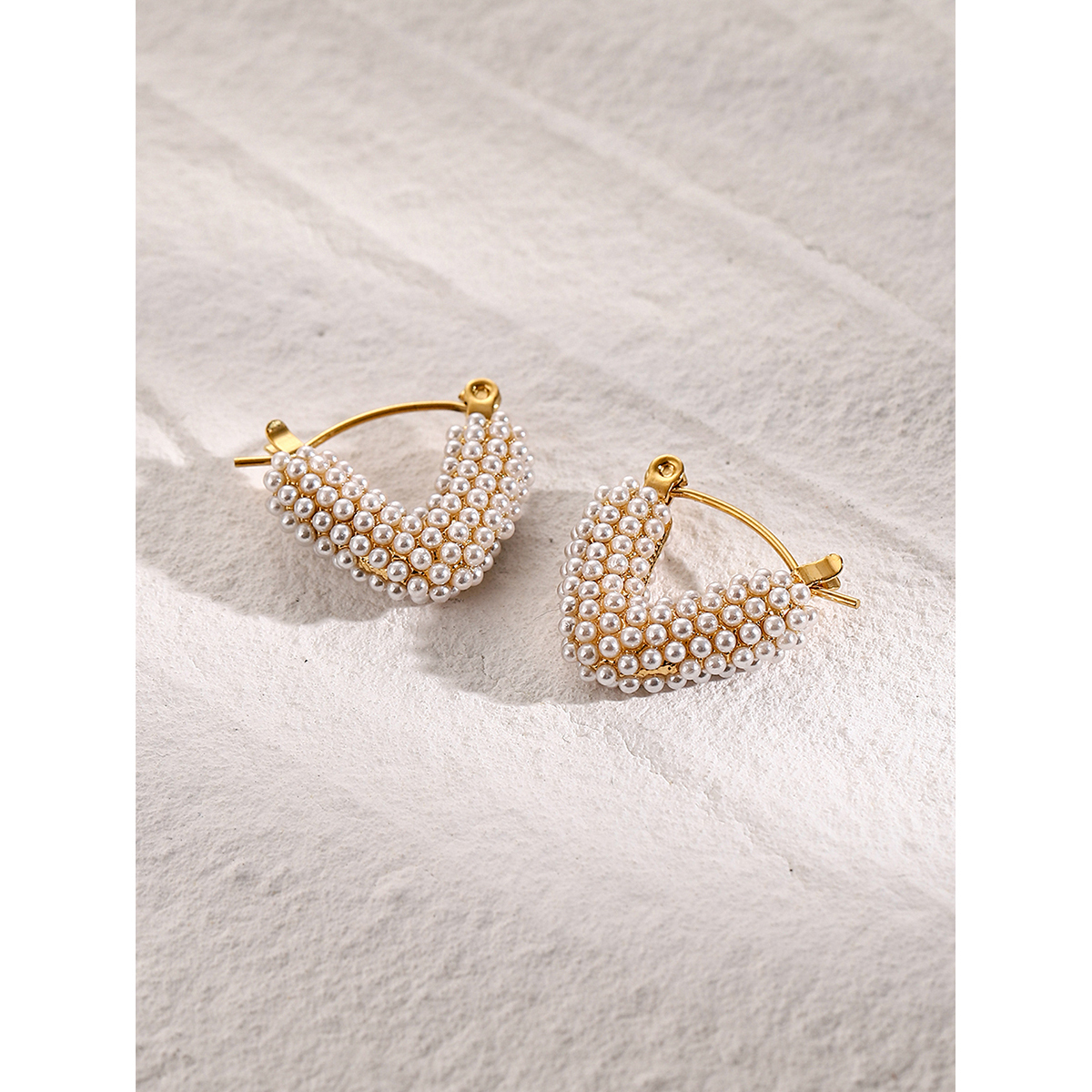 1 Pair Sweet Round Plating Inlay 304 Stainless Steel Imitation Pearl Pearl PVD Coated 18K Gold Plated Women's White Earrings