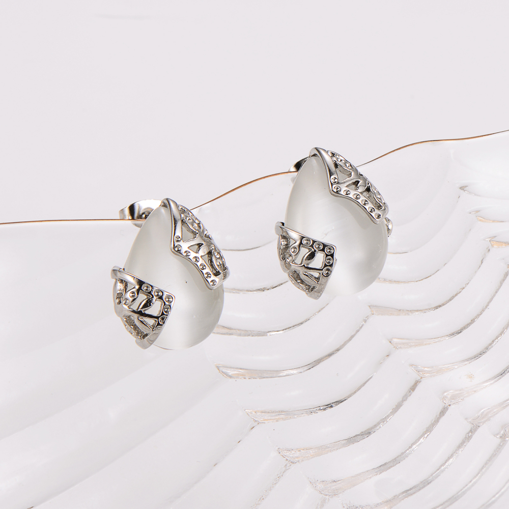 AML Fashionable Temperament 304 Stainless Steel Diamond-Studded Water Drop Necklace Earring Set Accessories