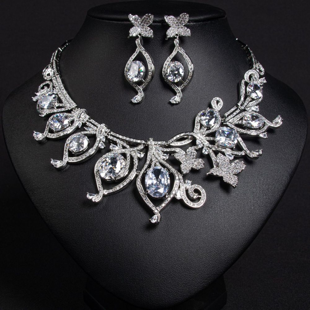 Italian Court Vintage Iris Flower Large Gemstone Petal Necklace Luxury Wedding Dress Accessory Jewelry Set For Women