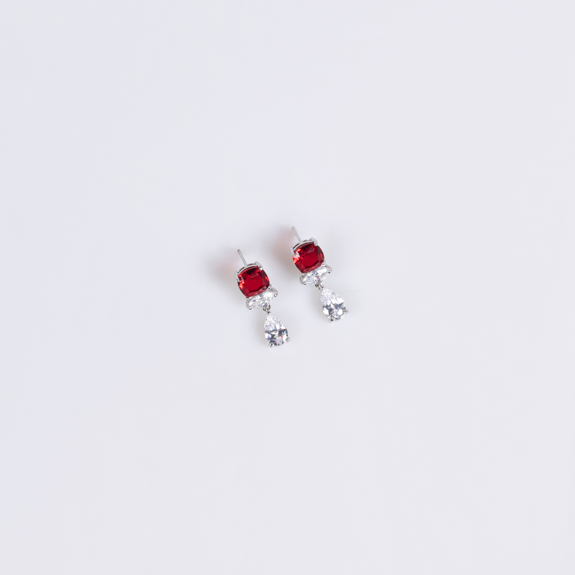 Fashion Jewelry Set: Elegant Necklace And Earrings, French Style High-End Two-Piece Jewelry Set