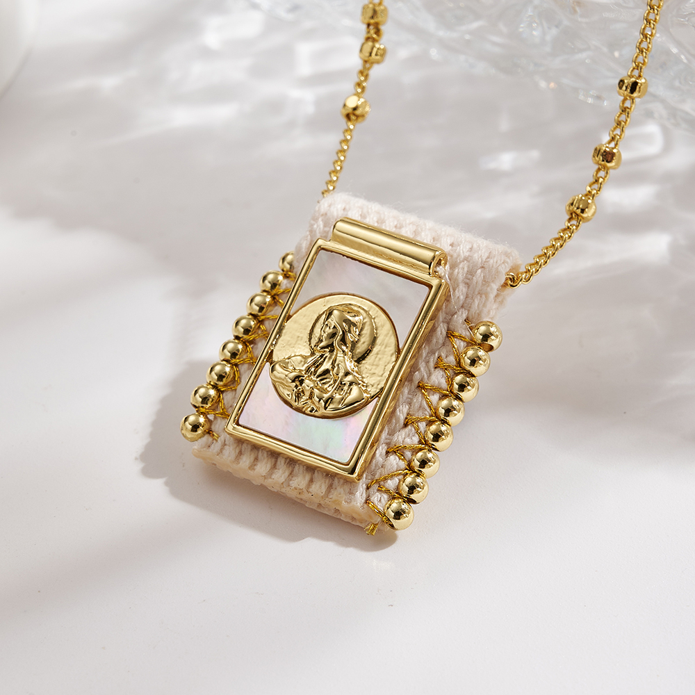 Hot-Selling New Copper Water Plated Imitation Gold Shell Virgin Mary Character Necklace