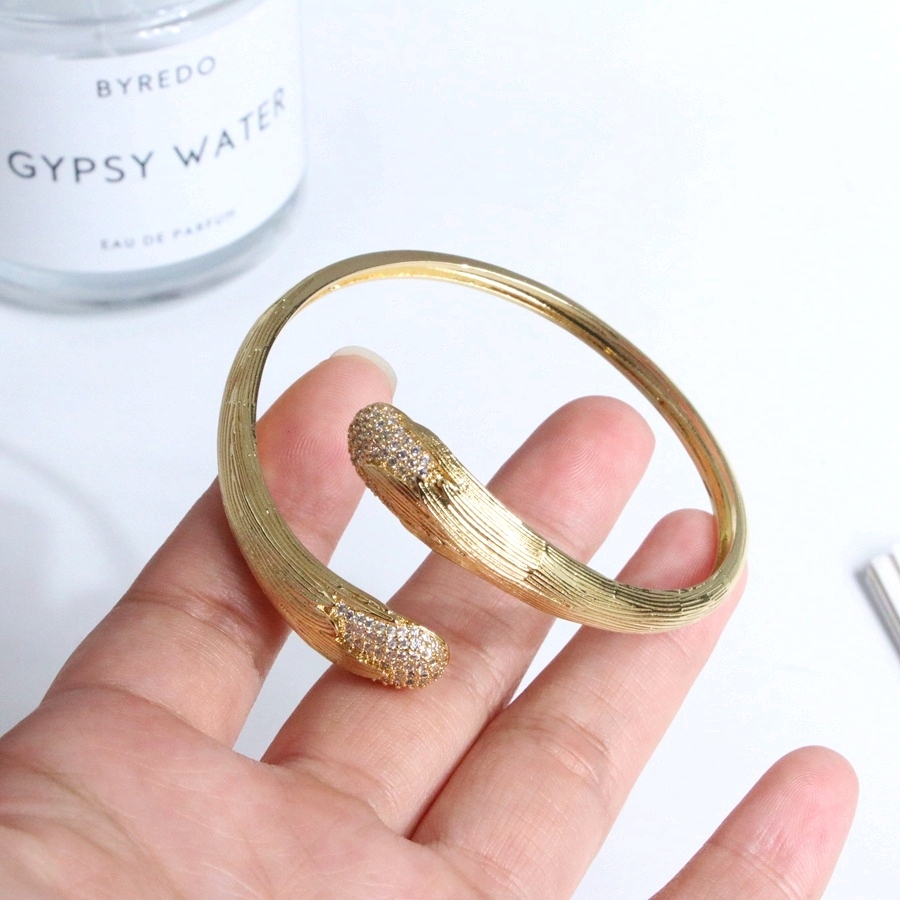 European And American Cross-Border Light Luxury High-End Feel 18K Gold Plated Micro-Inlaid Zircon Bracelet Fashion Simple Open Adjustable Bangle Versatile Jewelry