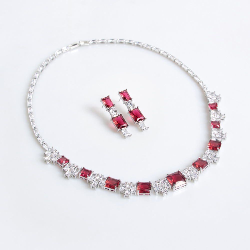 Luxurious Ice Flower Cut Zirconia Necklace Set Wedding Dress Accessories Evening Dinner Party Jewelry Earrings Geometric Pattern