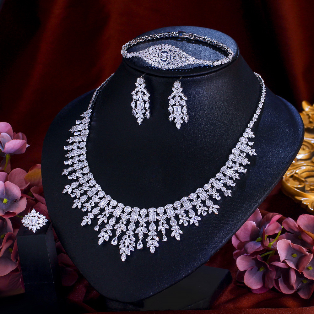 Elegant 4-Piece Zircon Jewelry Set For Women Sparkling Copper Necklace Earrings Bracelet Ring Suite For Wedding Banquet Evening Dress