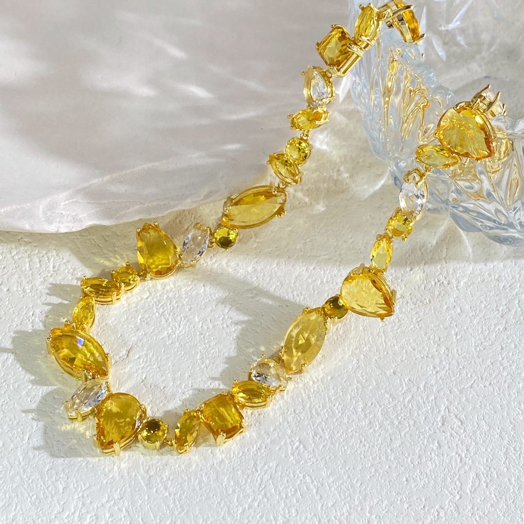 Fashionable Luxury Full Diamond Yellow Crystal Zircon Necklace Colorful Clavicle Chain Gema Series Geometric Pattern Gold Plated