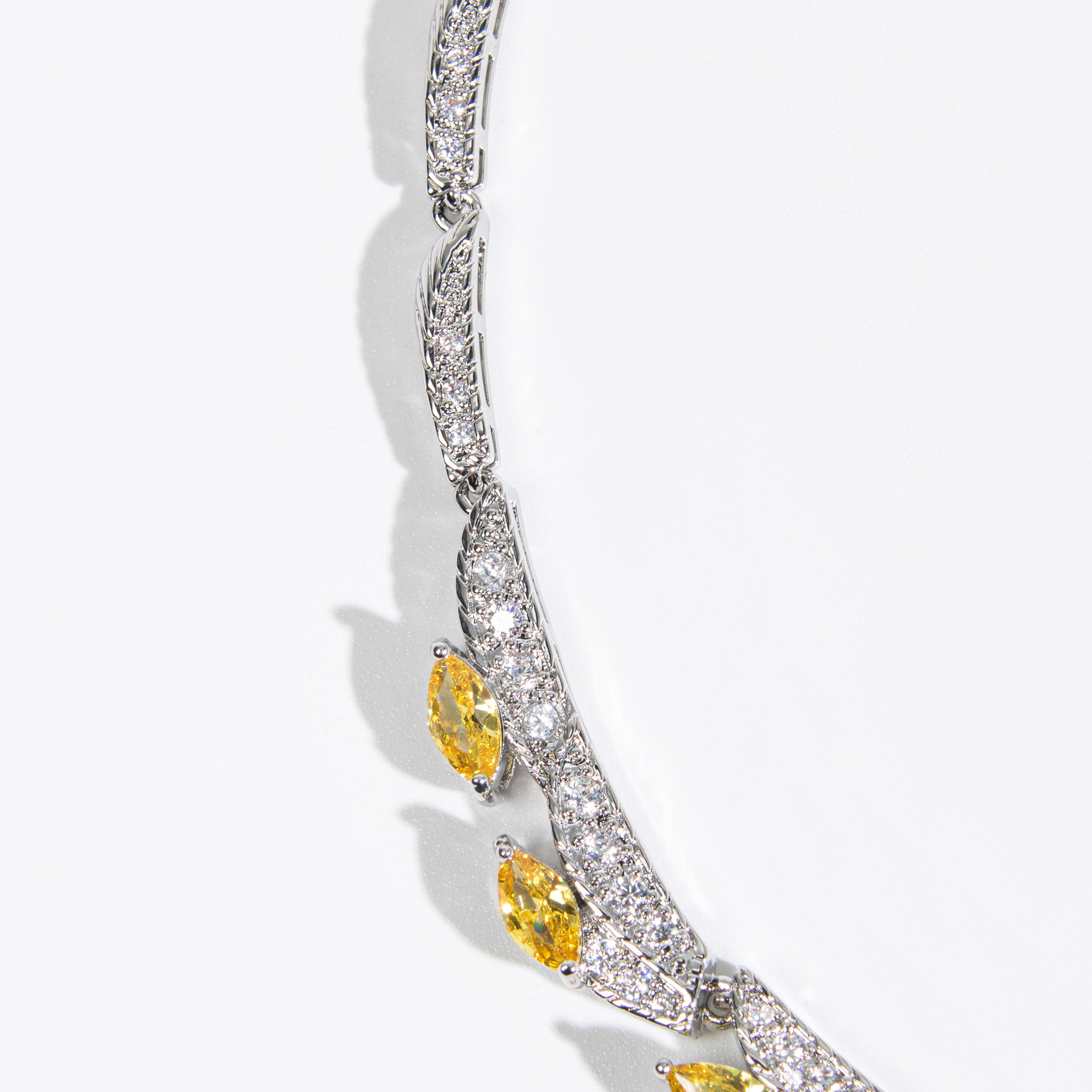 Simple Yet Glitzy Zircon Embedded Bridal Necklace And Earring Set Wedding Dress Accessories For Dinner Parties And Banquets