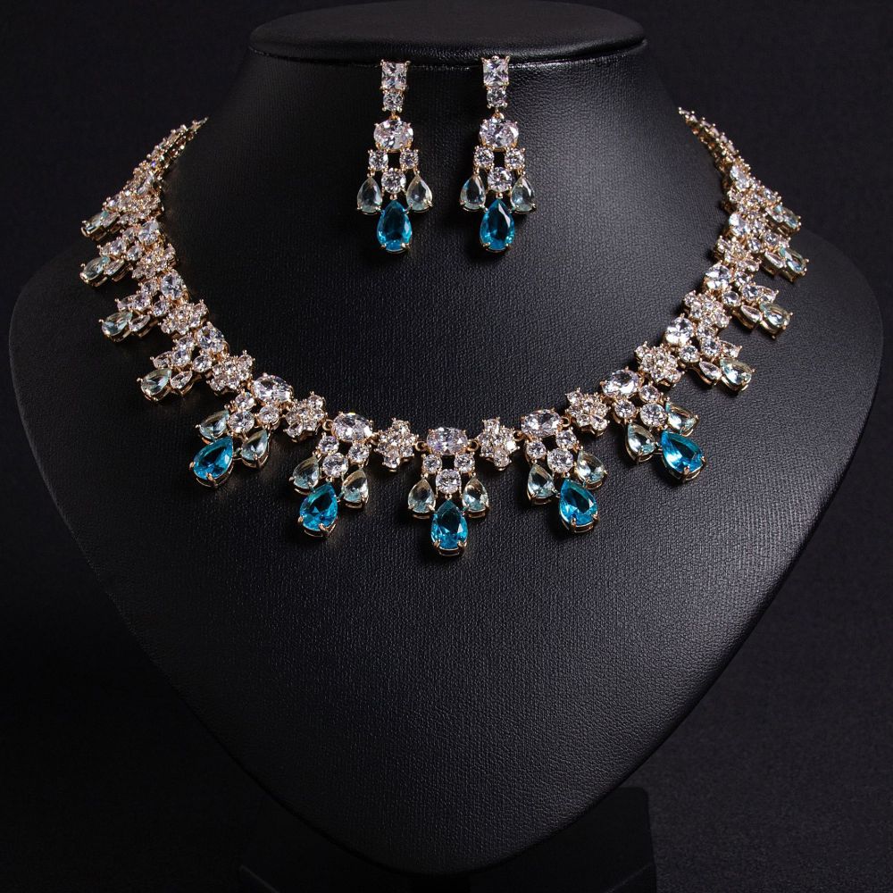 Exquisite Large Waterdrop Zircon Wedding Dress Accessories Set Glitzy AAA Zirconia Evening Gown Women's High-end Bridal Jewelry