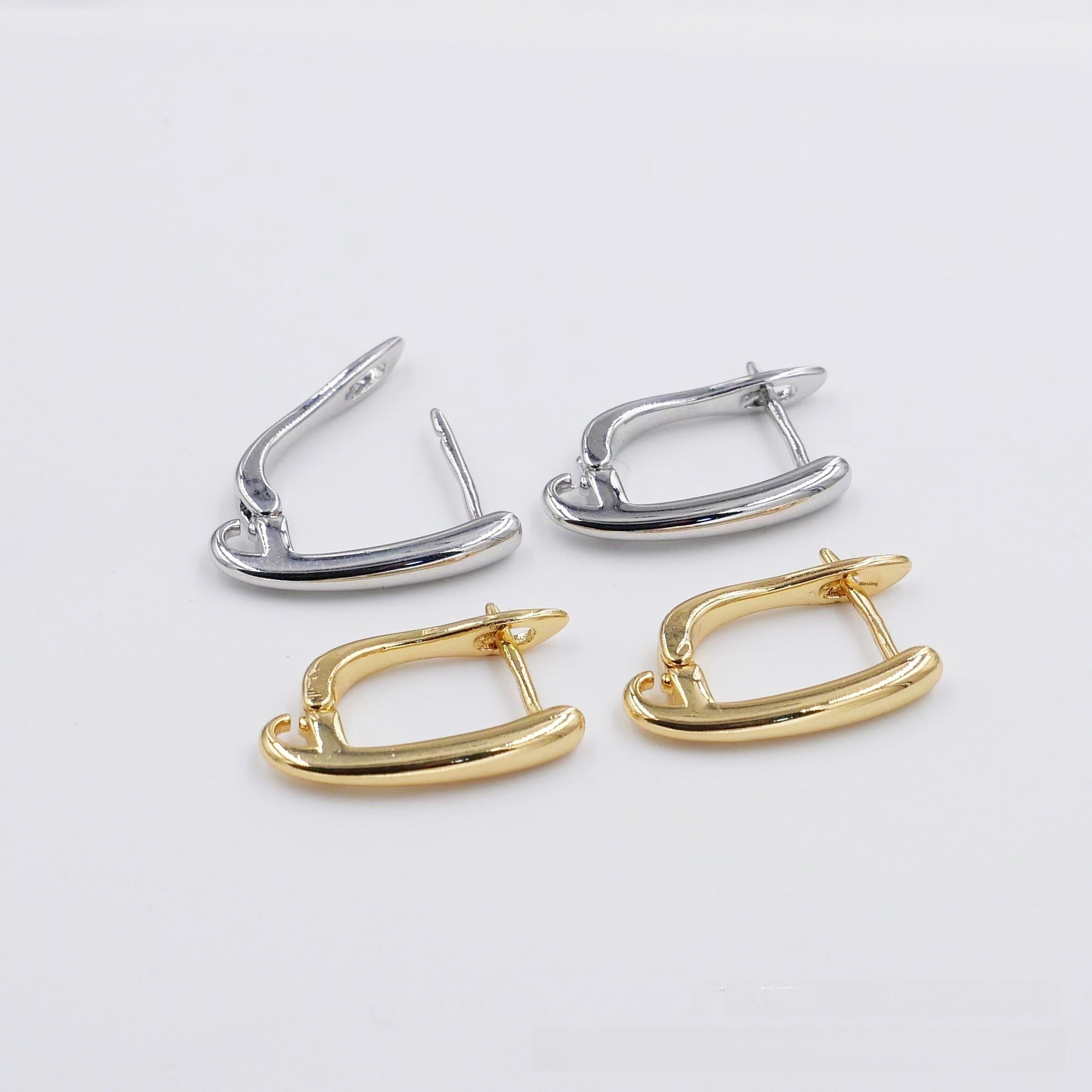 18K Gold Plated Copper Earrings U-shaped Smooth Surface Women Accessories Ear Jewelry With Water Drop Round Basic Earrings