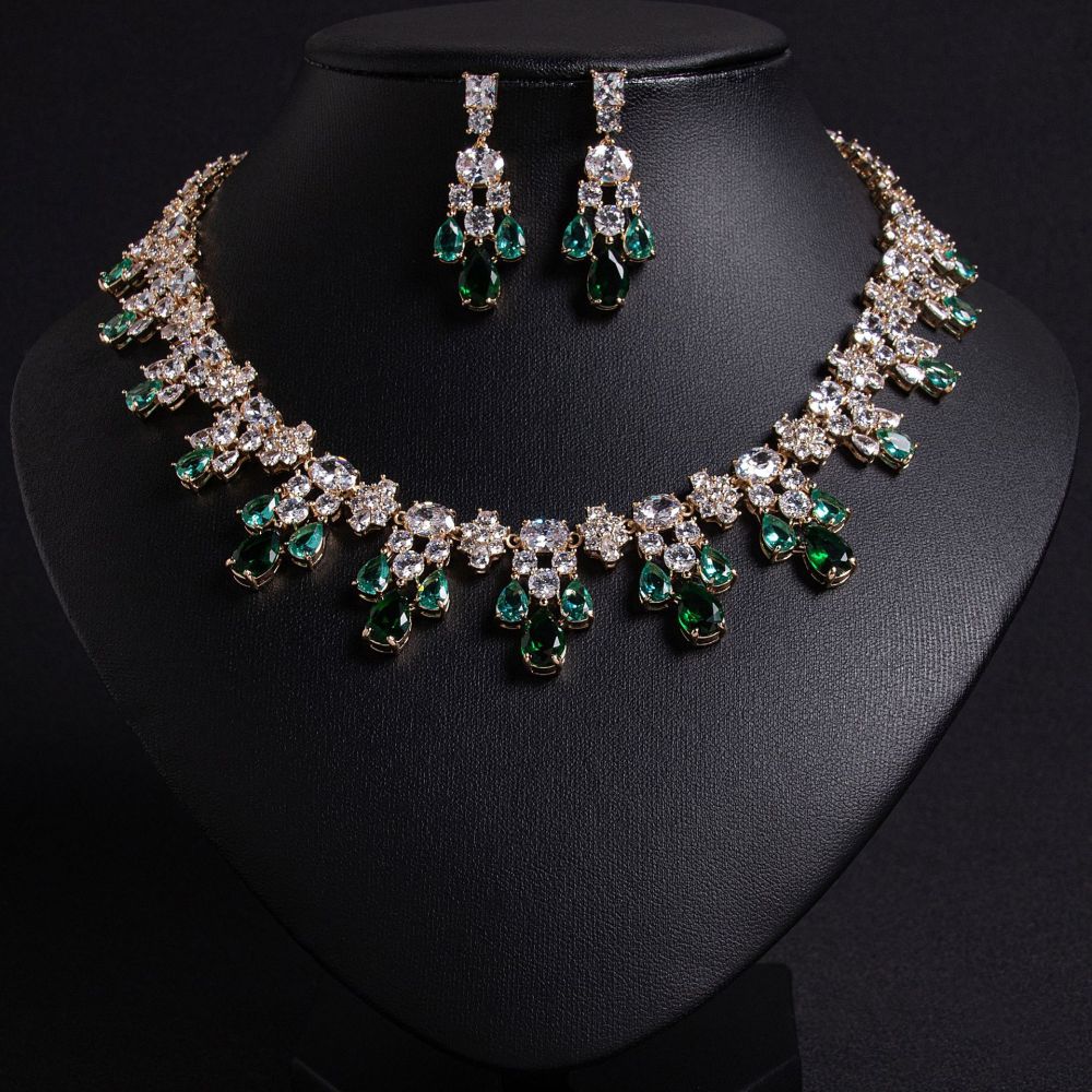 Exquisite Large Waterdrop Zircon Wedding Dress Accessories Set Glitzy AAA Zirconia Evening Gown Women's High-end Bridal Jewelry