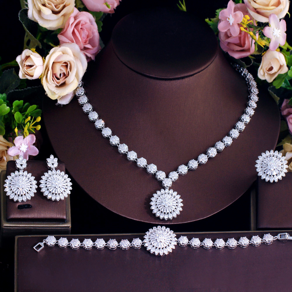 New Style Exquisite Colored Diamond Zircon Inlaid Cross Bracelet For Women Niche Design Genderless Style Versatile Light Luxury Bracelet