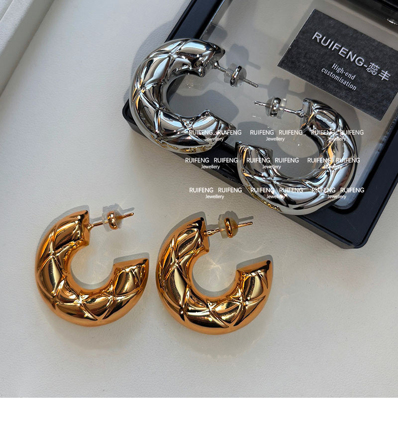 Golden Rhombus Pattern Earrings Women's Fashion Elegant Unique High-End Feelings Rose Story Geometric Design Copper Jewelry