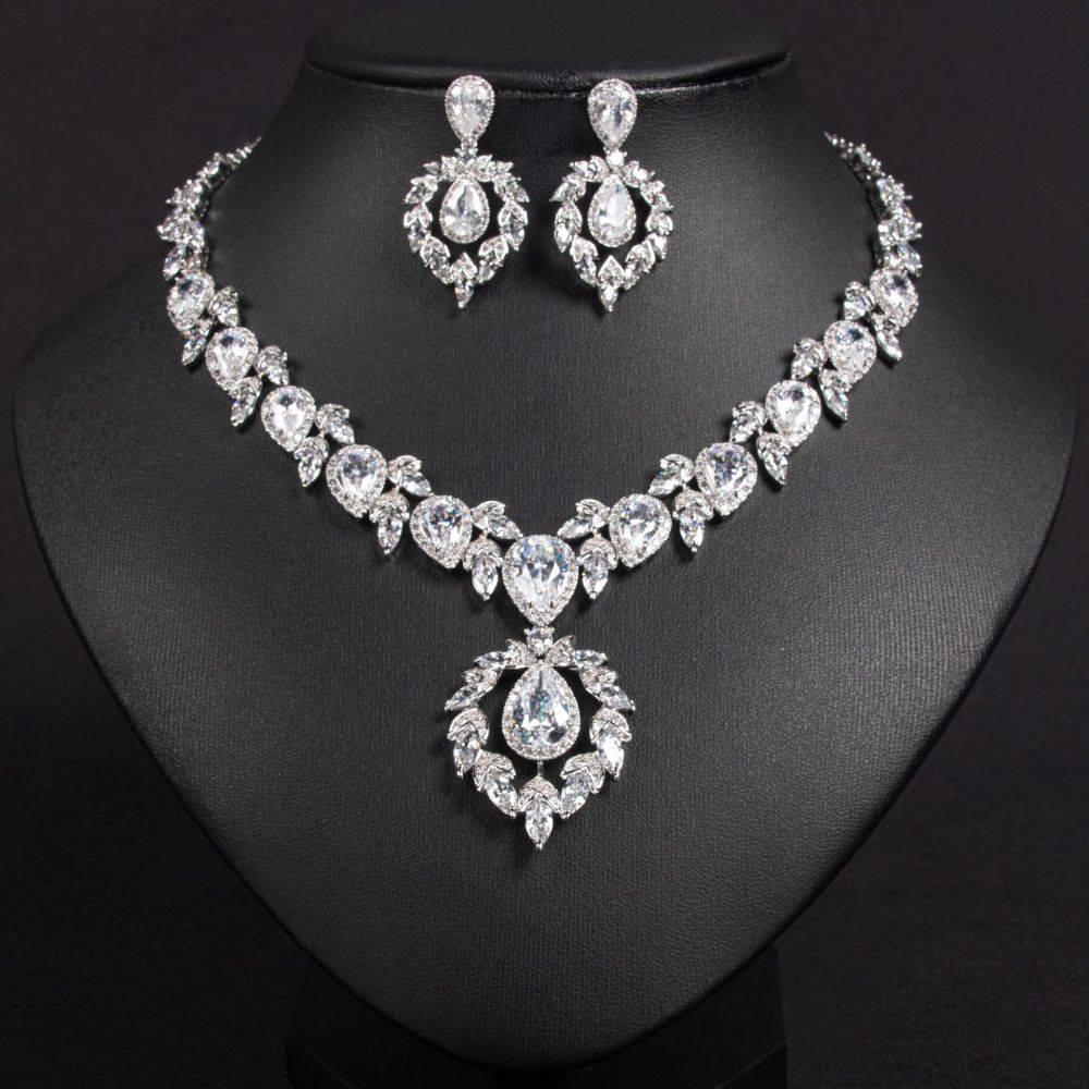 Bride Dress Jewelry Set Zircon Waterdrop Embedded Multicolor Middle East Accessories Necklace Earrings Jewelry Luxury Style