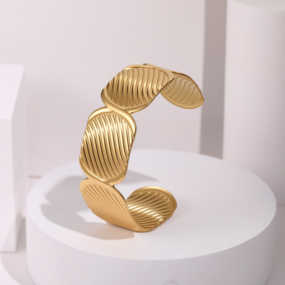 Exaggerated  Style Fashion Stainless Steel Bracelet Plated 18K Gold Geometric Texture Luxury Hand Jewelry