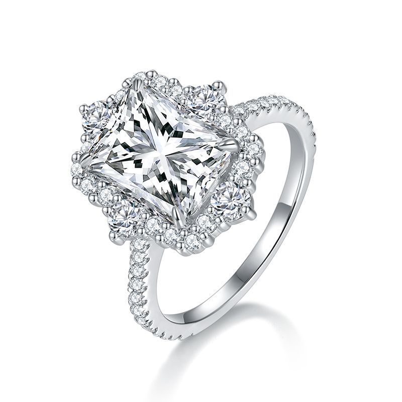 Moissanite Rings Geometric