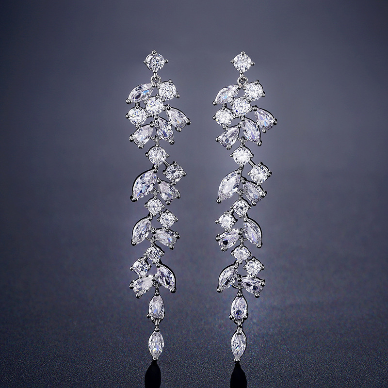 Classic Petal Waterdrop 3A Zirconia Earrings New Fashion Simple Long Tassel Bridal Ear Jewelry Geometric Pattern Copper