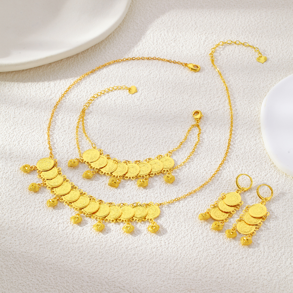 4pcs Middle Eastern Fashion Retro Heart Pendant Gold Coin Jewelry Set, Suitable For Daily Wear At Parties And Banquets, Holiday Gift