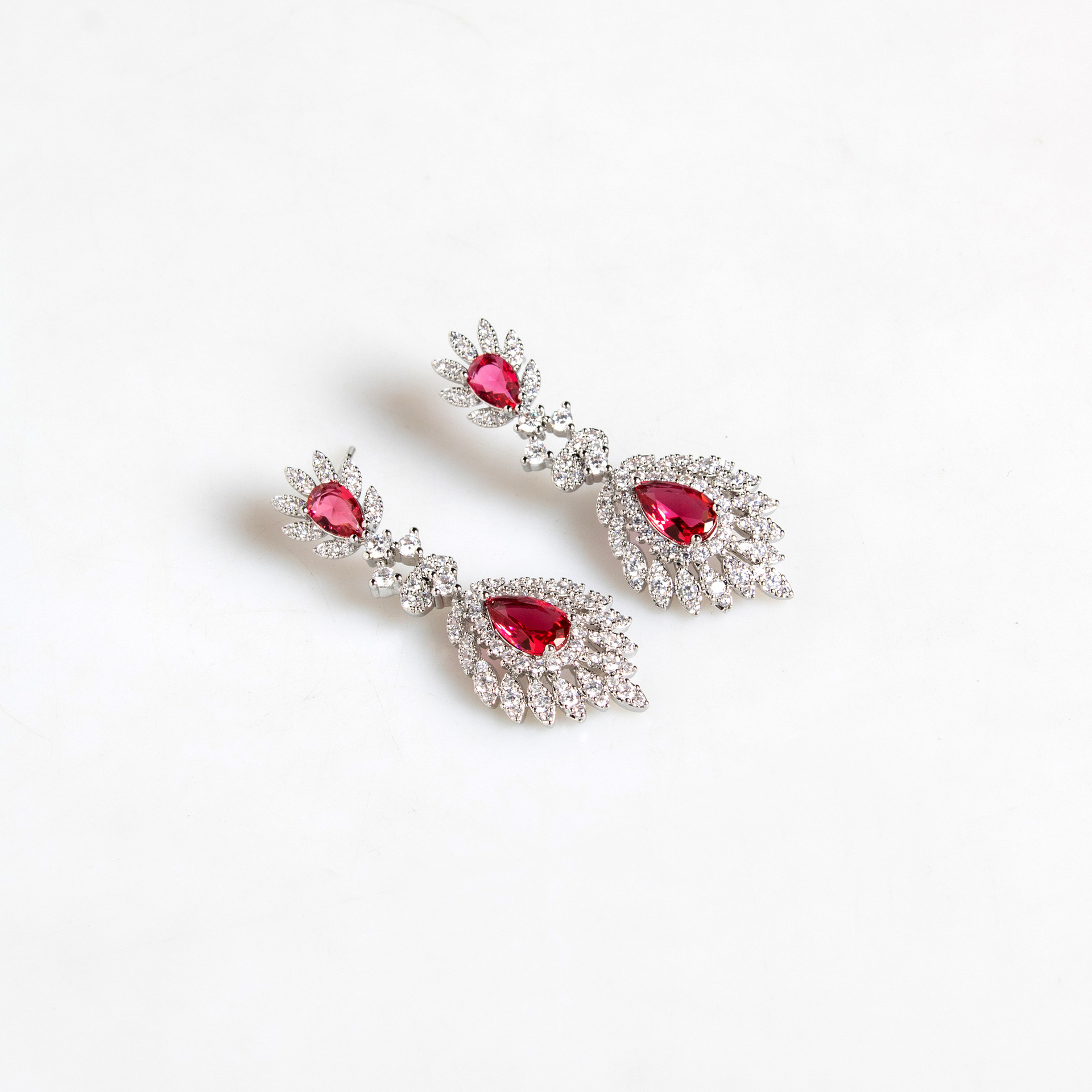 Elegant Floral Zircon Necklace And Earring Set For Women Simple High-End Luxury Jewelry Accessories Trendy Copper Material