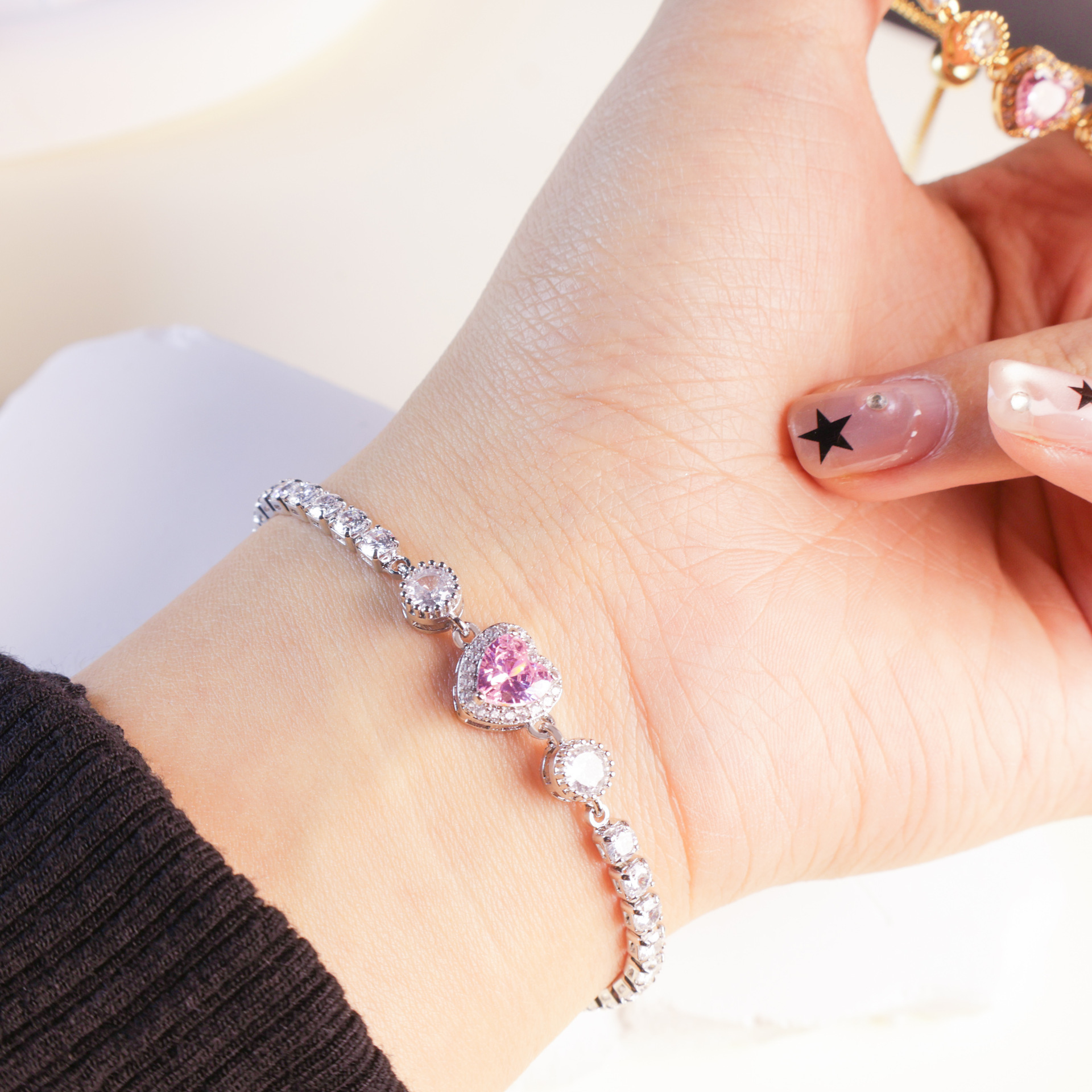 Adjustable Colorful Heart Zircon Bracelet Luxury Sensation Slide Bead Friend Style Genuine Gold Plating Enhanced Color Retention