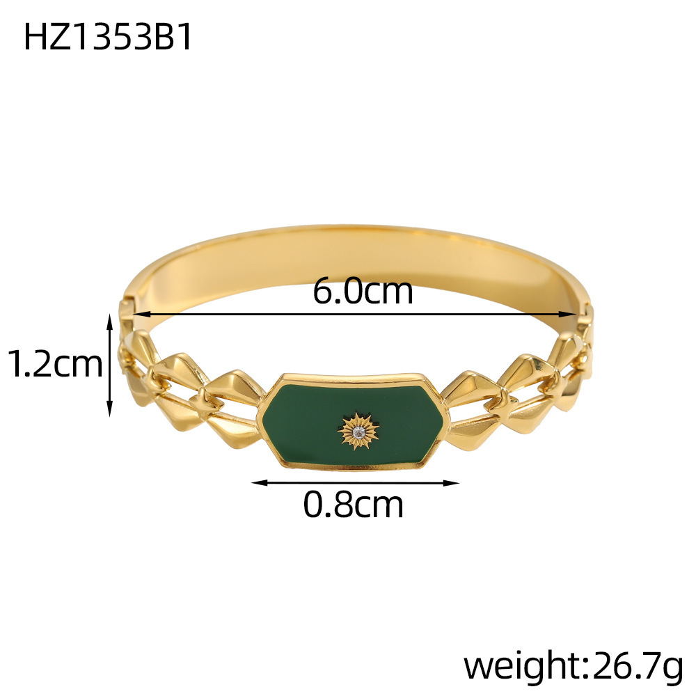 New Stylish  Green Diamond Embedded Square Bracelet Fashionable Stainless Steel Jewelry Accessory
